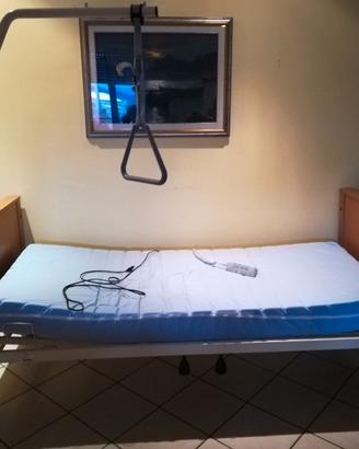 Letto ortopedico con materasso anti decubito
