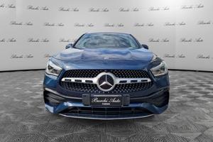 Mercedes-Benz GLA 200 d Premium 4matic AMG-Li...