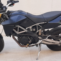 Aprilia Dorsoduro 750