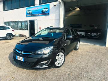 Opel Astra 1.4 Turbo 140CV Sports Tourer GPL Tech 