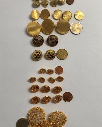 Lotto 36 Bottoni Vintage Dorati e Bottoni Gioiello