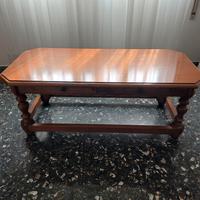 tavolino legno massiccio con 2 cassettini