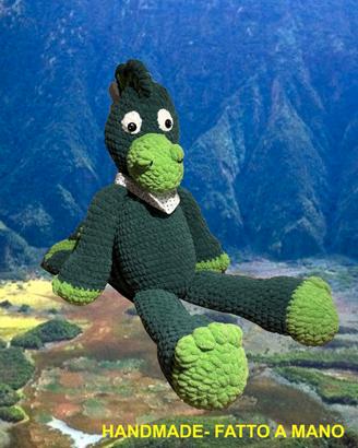 Amigurumi, drago di peluches fatto a mano handmade