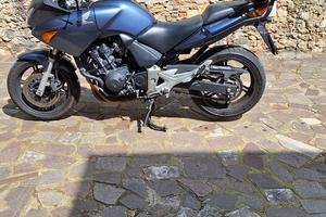 Honda cbf 600s