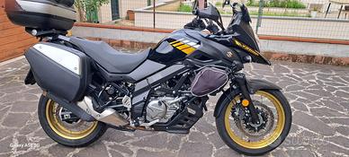 SUZUKI V-STROM 650 ST