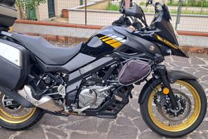 SUZUKI V-STROM 650 ST