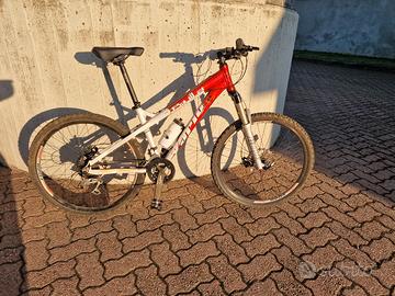 mtb  kona