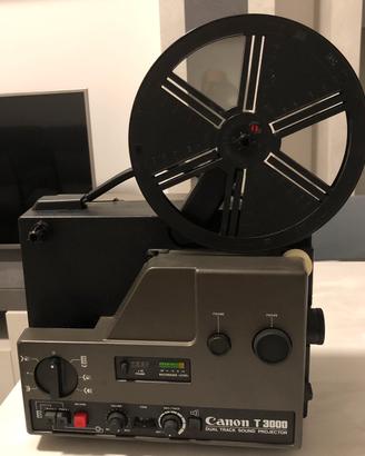 Proiettore vintage super 8