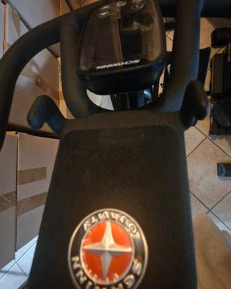 SPINNING SCHWINN IC 8