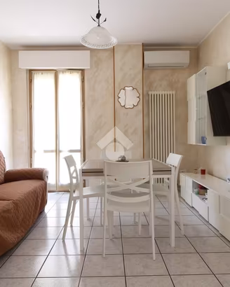 3 LOCALI A SAN BENEDETTO DEL TRONTO