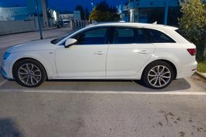 AUDI A4 4ª serie - 2017 s line