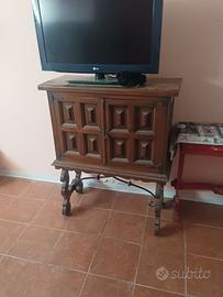 mobile vintge porta tv