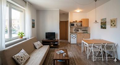 Bilocale arredato/ colleverde