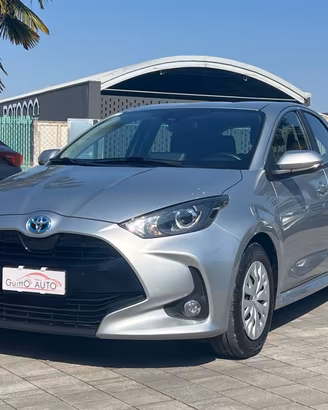 Toyota Yaris 1.5 Hybrid 5 porte Business FINANZIAB