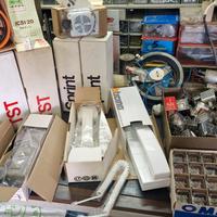 Materiale elettrico