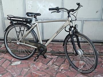 Bici da uomo elettrica funzionante