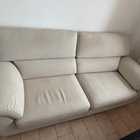 Divano  in tessuto sfoderabile