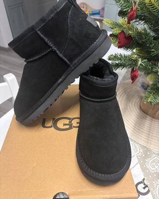 Ugg mini neri 39