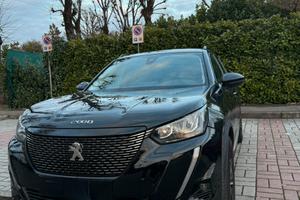 Peugeot 2008 1.2 Puretech Allure