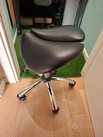 Sgabello ergonomico
