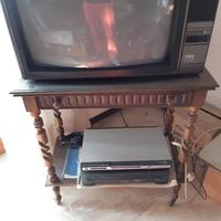 Tavolino porta TV in legno con cassetto