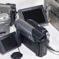 Videocamere vintage per pezzi di ricambio