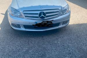 Mercedes classe c 220 Avantgarde anno 2008