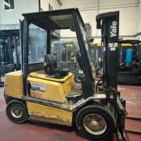 Carrello elevatore diesel 3000kg marca Yale