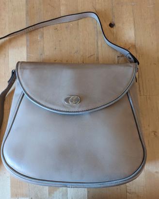 Borsa con tracolla elegante in pelle beige
