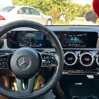 Mercedes-Benz Classe A 180 d sedane