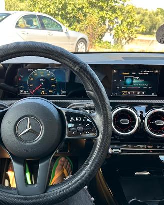 Mercedes-Benz Classe A 180 d sedane