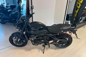 Kawasaki Z 900 RS Black Ball Edition