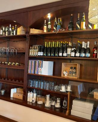 Cantina vini e libreria legno