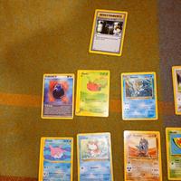  varie carte dei Pokémon vintage