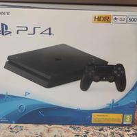 PS4 +custodia 500 GB +2 joystick +2 giochi 125€!!