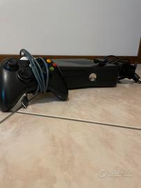 Console Xbox 360 con controller + giochi