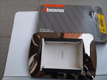 Placca Serie living - mod. L4803NN Nichel Nero