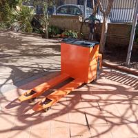 transpallet elettrico 1800kg batterie nuove