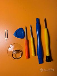 Kit smontaggio telefoni