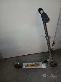 Monopattino bambini Reptor Loops richiudibile
