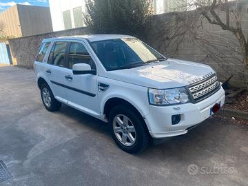 Land Rover Freelander 2     2.2 190Cv