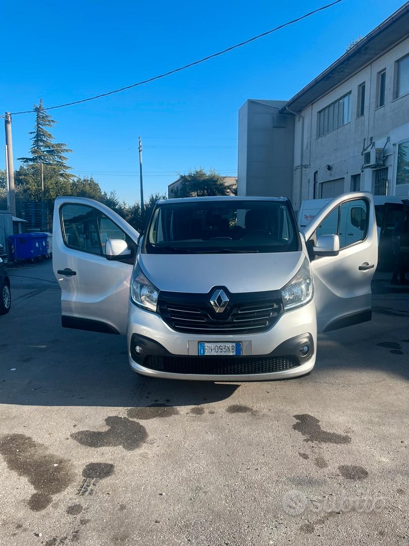 renault trafic 9 posti usato subito it