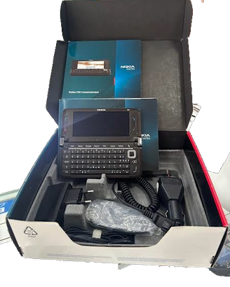 NOKIA E90 COMMUNICATOR