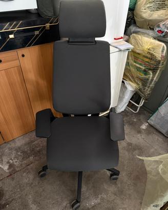Steelcase Gesture con poggiatesta - Sedia ufficio