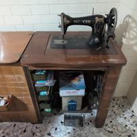 macchina da cucire d epoca Necchi