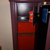 fuciliera con cassaforte 