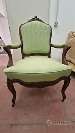 Elegante poltrona vintage stile Luigi XV in legno 