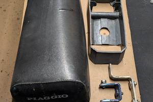Sella originale Piaggio Si ribaltabile sul lato