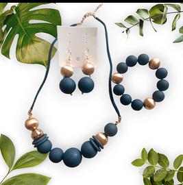 set bigiotteria collana bracciale e orecchini 