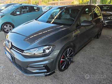 Volkswagen Golf 1.6 TDI 115 CV 5p. R LINE EDITION